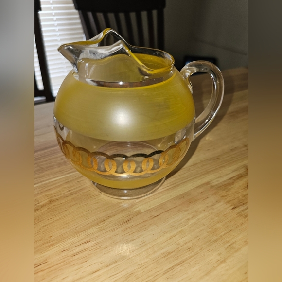 Small Pitcher - Picture 2 of 3